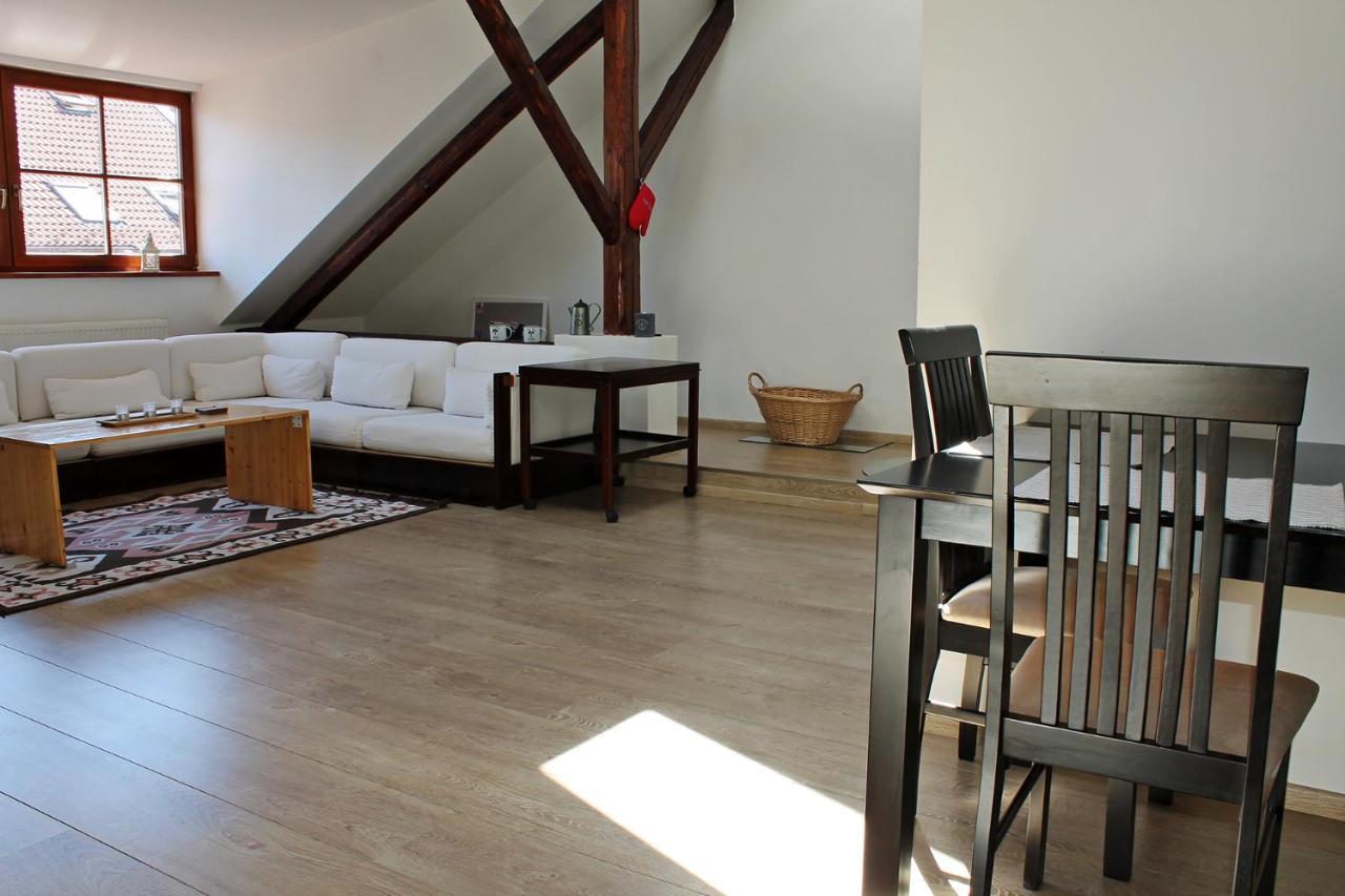 Attic With Parking, Near The Center Of Cb - 110M2 Apartment Ceske Budejovice Exterior photo